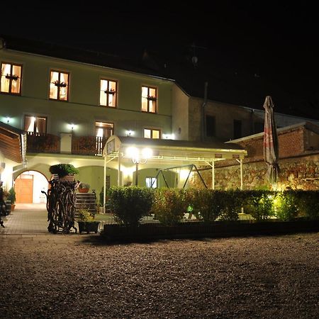 Penzion Valtice Extérieur photo